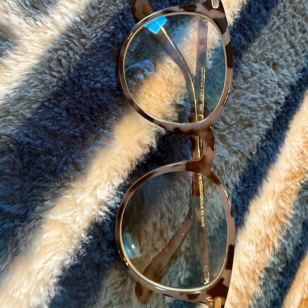 American Eagle Blue Light Tortoise Shell Round glasses